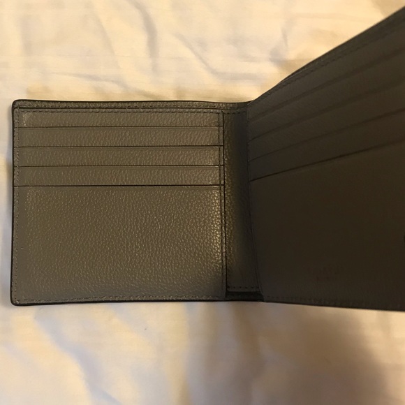 Coach Wallet - Picture 3 of 5